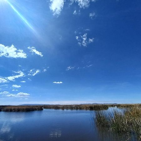 Отель Uros Aruma-Uro On Uros Floating Islands Пуно Экстерьер фото
