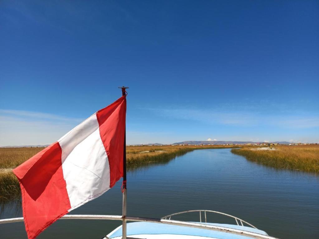 Отель Uros Aruma-Uro On Uros Floating Islands Пуно Экстерьер фото
