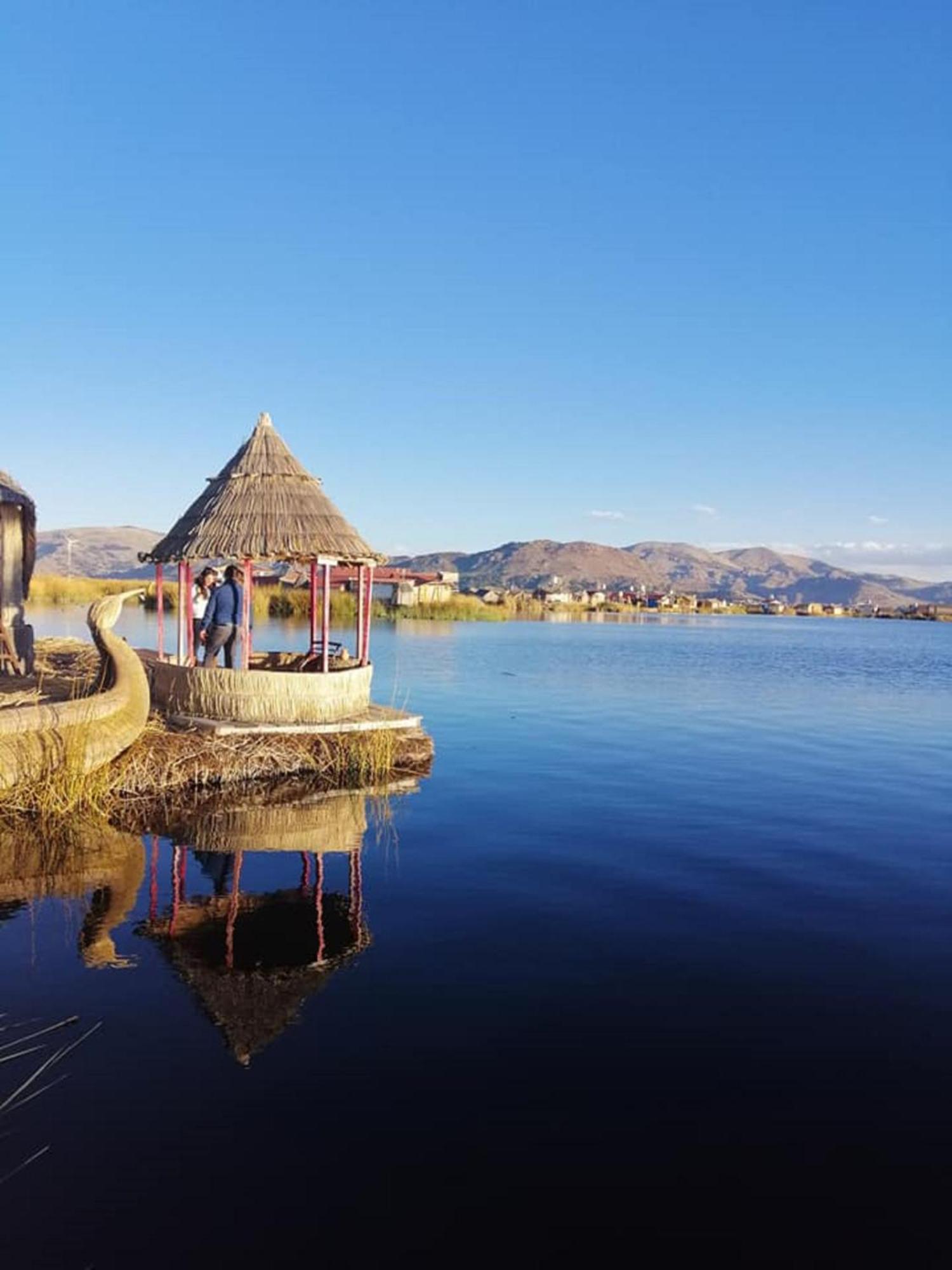 Отель Uros Aruma-Uro On Uros Floating Islands Пуно Экстерьер фото